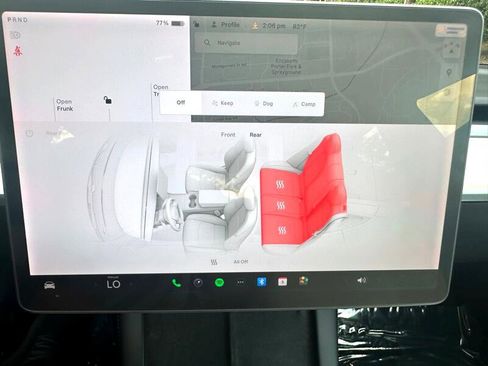 Used 2021 Tesla Model 3 Performance image 28