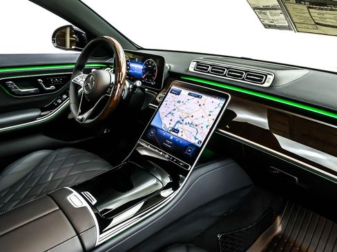 New 2026 Mercedes-Benz S 580 4MATIC Sedan image 5