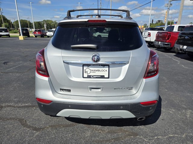 Used 2022 Buick Encore Preferred w/ Safety Package II AWD/4WD image 6