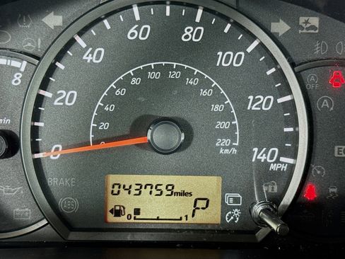Used 2024 Mitsubishi Mirage ES FWD image 15