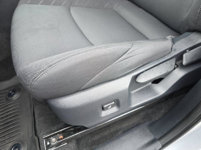 Used 2024 Toyota Tacoma SR5 AWD/4WD image 22
