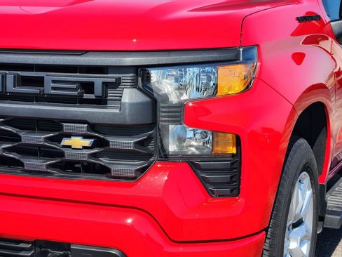 Certified 2023 Chevrolet Silverado 1500 Custom w/ LPO, Dark Essentials Package image 7