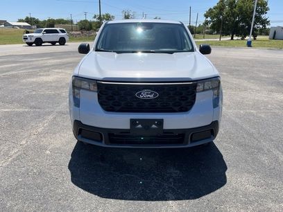 New 2025 Ford Maverick XLT w/ Equipment Group 302A