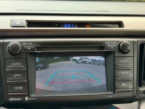 Used 2015 Toyota RAV4 XLE AWD/4WD image 18