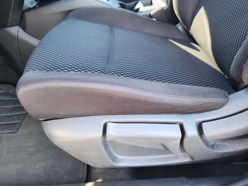 Used 2021 Nissan Rogue Sport S image 12