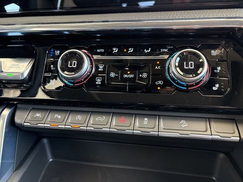 New 2026 GMC Sierra 1500 Denali w/ Denali Reserve Package image 28