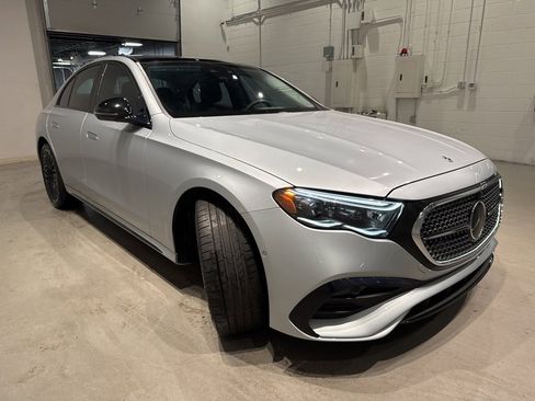 Used 2024 Mercedes-Benz E 350 4MATIC Sedan w/ Airmatic Package image 3