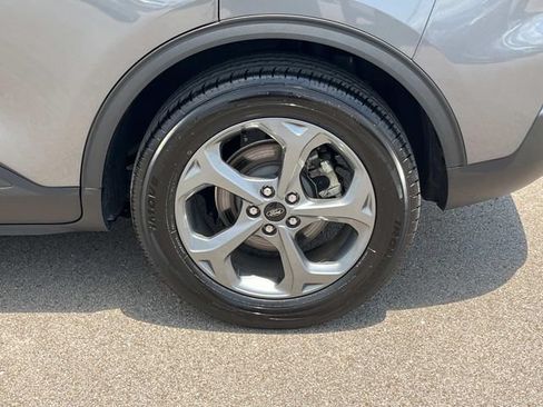Used 2025 Ford Escape ST-Line FWD image 13
