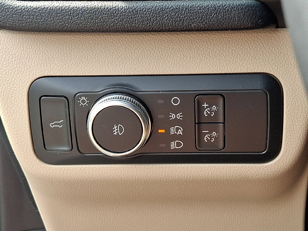 Used 2021 Ford Escape SEL FWD image 24