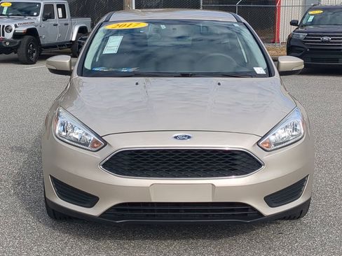 Used 2017 Ford Focus SE image 17