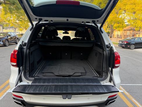 Used 2018 BMW X5 xDrive35i w/ Driving Assistance Package AWD/4WD image 24