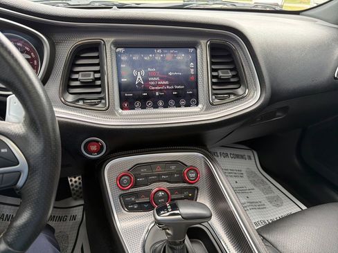 Used 2017 Dodge Challenger SRT Hellcat image 18