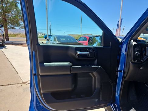 Used 2022 Chevrolet Silverado 1500 Custom RWD image 13