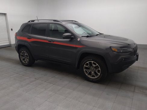 Used 2020 Jeep Cherokee Trailhawk w/ Comfort/Convenience Group AWD/4WD image 11