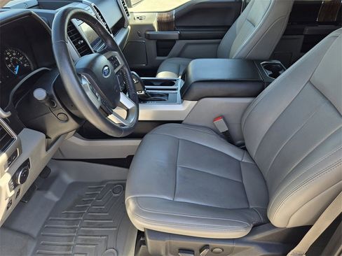 Used 2020 Ford F150 Lariat w/ Equipment Group 502A Luxury image 12