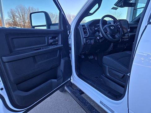 New 2026 RAM 2500 Tradesman image 40