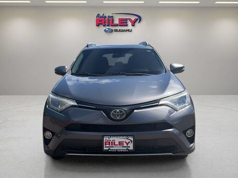 Used 2017 Toyota RAV4 XLE AWD/4WD image 8