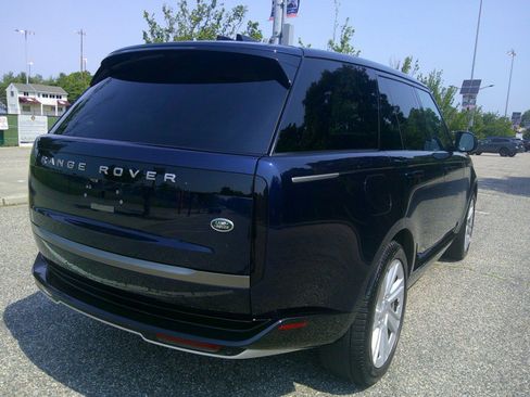 Used 2023 Land Rover Range Rover SE AWD/4WD image 27