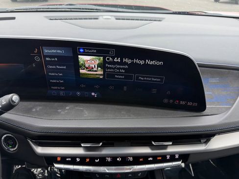 Certified 2024 Cadillac XT4 Sport w/ Cold Weather Package image 21