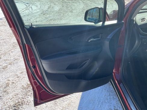 Used 2022 Buick Encore Preferred w/ Safety Package image 11