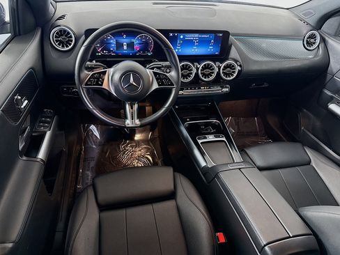 Used 2025 Mercedes-Benz GLA 250 image 17