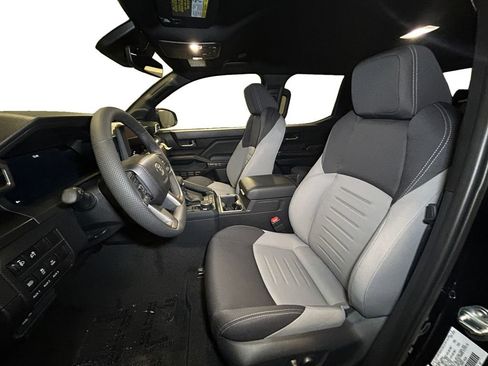 New 2026 Toyota Tacoma TRD Off-Road AWD/4WD image 9