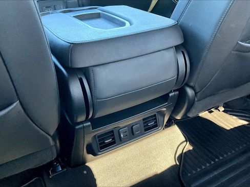 Used 2021 Chevrolet Silverado 2500 LTZ image 12