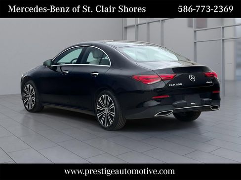 Used 2023 Mercedes-Benz CLA 250 4MATIC image 3
