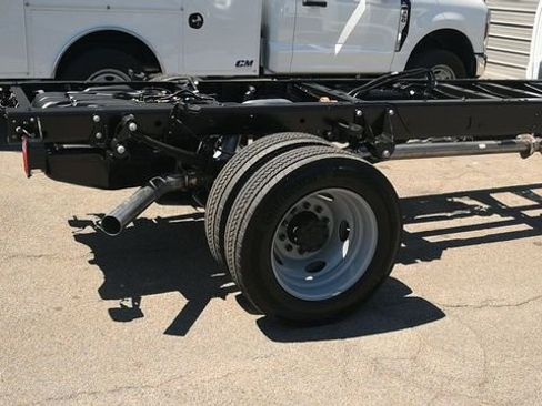 New 2026 Ford F450 XL w/ XL Chrome Package AWD/4WD image 10