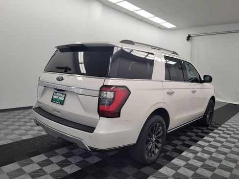 Used 2019 Ford Expedition Limited RWD image 9