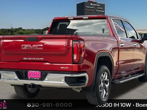 Used 2025 GMC Sierra 1500 SLT RWD image 3