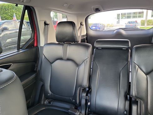 Used 2025 Honda Pilot EX-L image 20
