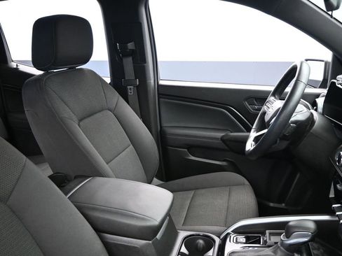 Used 2024 Chevrolet Colorado LT w/ LT Convenience Package image 12