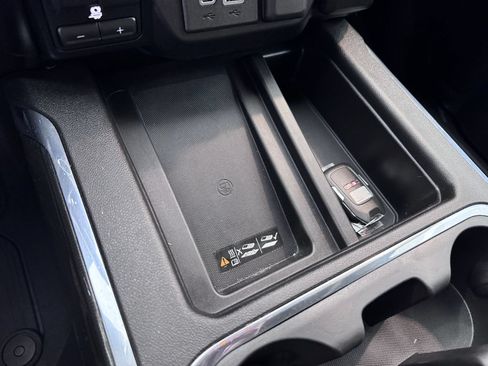 Certified 2019 GMC Sierra 1500 AT4 w/ AT4 Premium Package AWD/4WD image 25