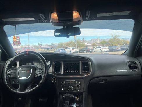 Used 2017 Dodge Charger SE w/ Blacktop Package image 20