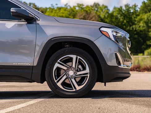 Used 2019 GMC Terrain SLT FWD image 9