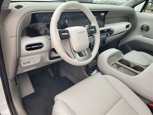 Used 2026 Hyundai Palisade Limited AWD/4WD image 13