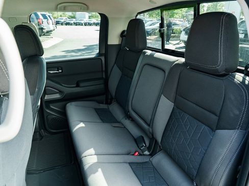 New 2025 Nissan Frontier SV w/ SV Convenience Package image 25