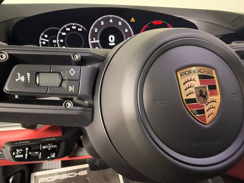 New 2026 Porsche Cayenne image 38