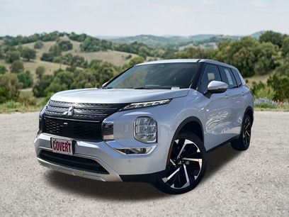 Used 2024 Mitsubishi Outlander SE Black Edition