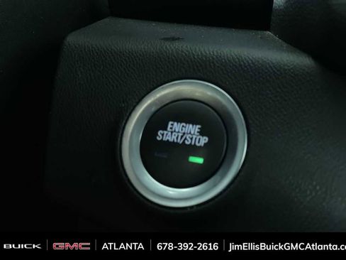 Used 2023 GMC Terrain SLT image 17