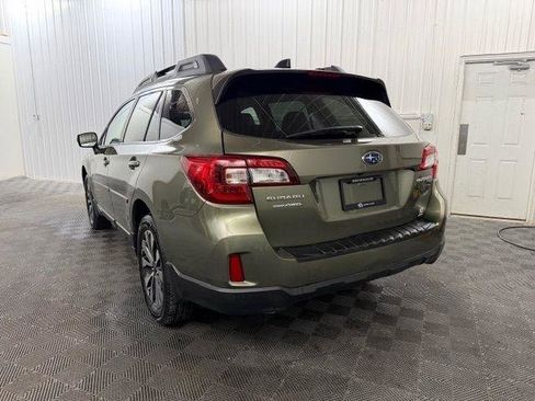 Used 2016 Subaru Outback 2.5i Limited image 3