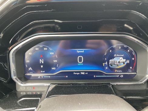 Used 2025 Chevrolet Silverado 3500 LT w/ All Star Edition image 27