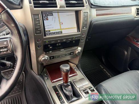 Used 2017 Lexus GX 460 AWD/4WD image 30