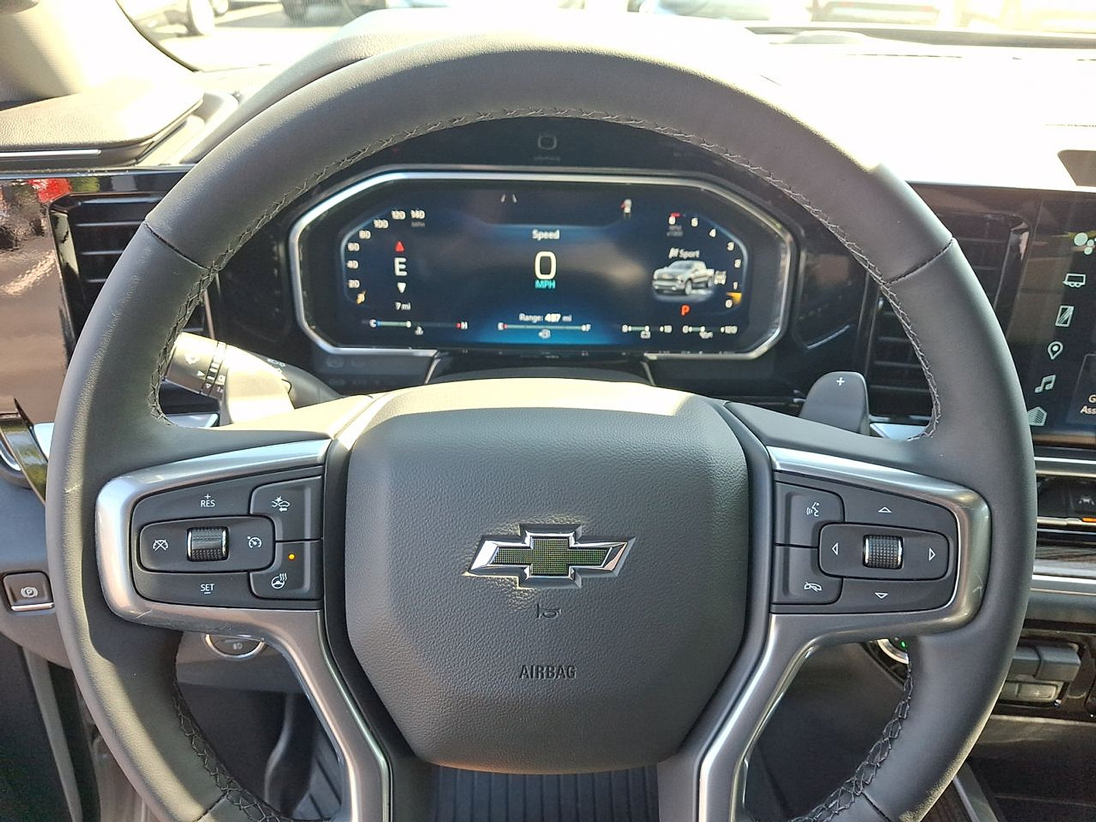 New 2026 Chevrolet Silverado 1500 RST w/ Z71 Off-Road Package AWD/4WD image 17