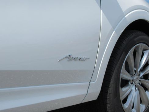 Used 2025 Buick Envista Avenir image 8