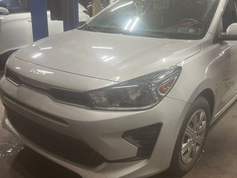 Used 2022 Kia Rio LX FWD image 1