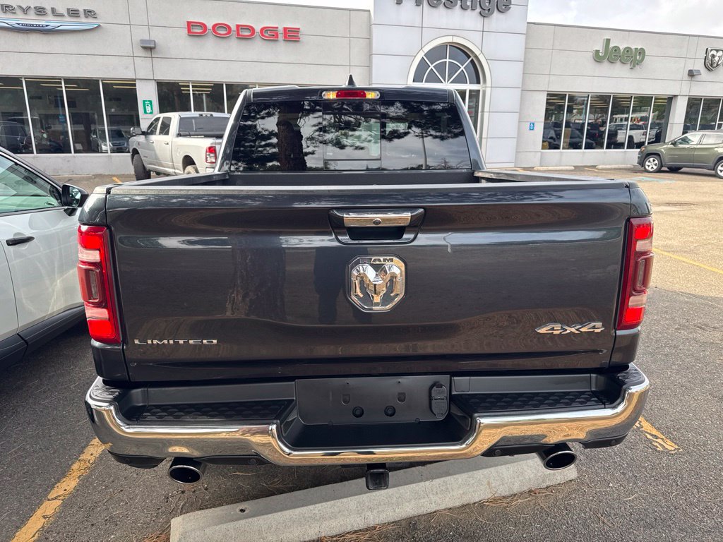 Used 2019 RAM 1500 Limited AWD/4WD image 2
