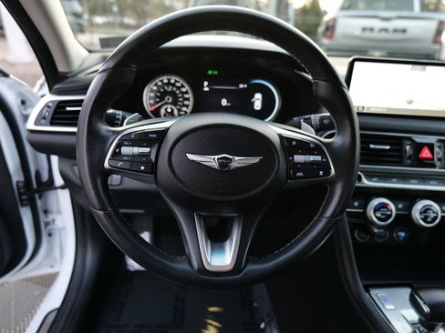 Used 2023 Genesis G70 2.0T image 19