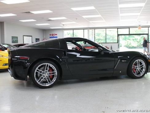 Used 2008 Chevrolet Corvette Z06 w/ Preferred Equipment Group RWD image 12